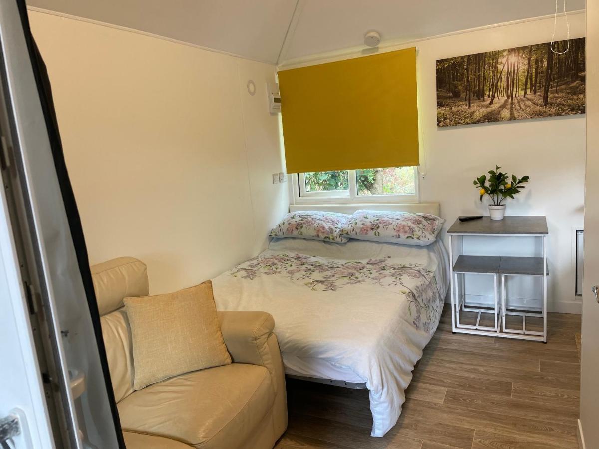 The Little Nest Beach Sole Use Accommodation Near To Bath Wick  Eksteriør billede